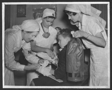 first aid training photo pin