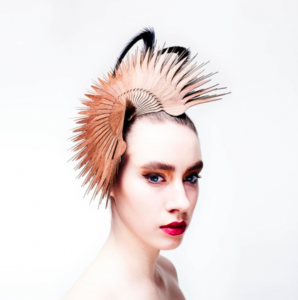 milkly Fan Headpiece