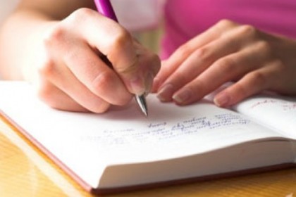 journal writing diary stress blogging mum woman