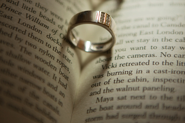 ring on book