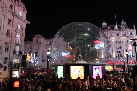 piccadilly snowglobe xmas lights 2013