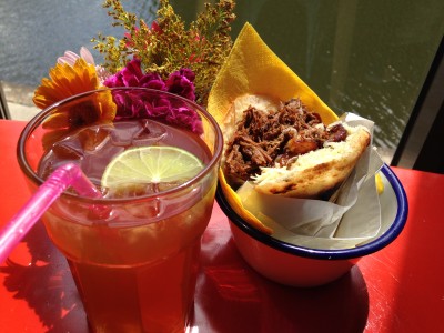 Restaurant Venezuela Arepa meal