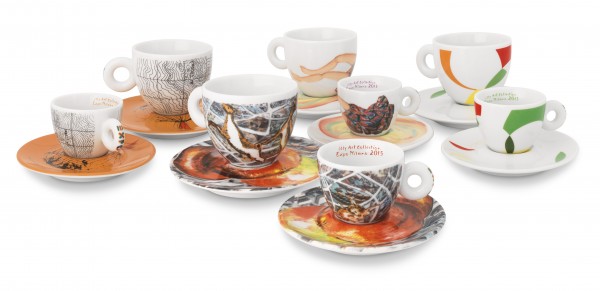 14092_ 230 gruppo sustainArt tazze con piatti