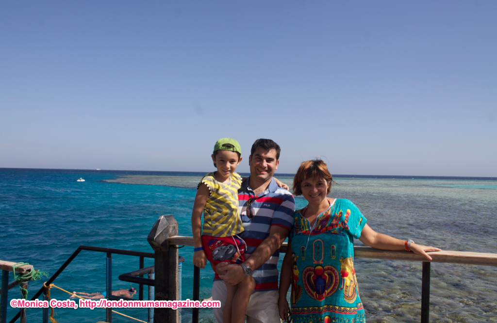 Family picture coral reef Hurghada londonmumsmagazine.com