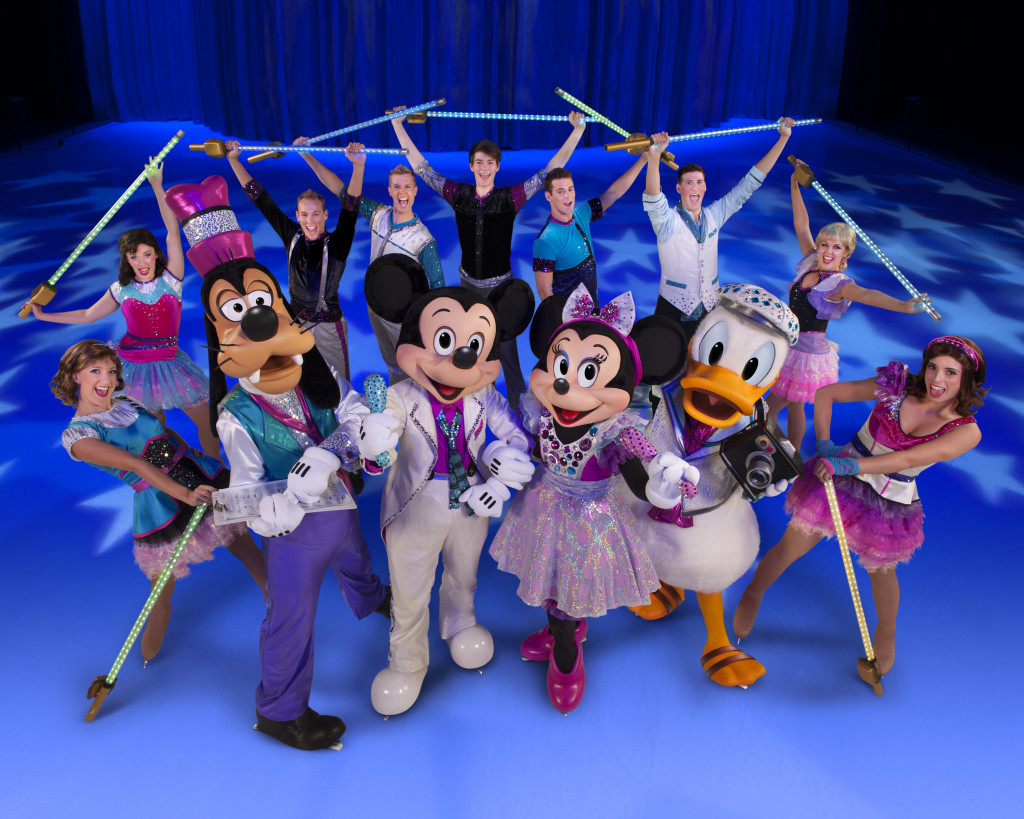 Disney on Ice Magical Ice Festival Goofy, Mickey, Minnie, Daffy