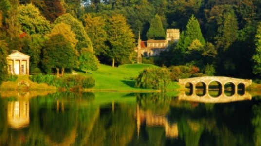 wiltshire-stourhead-lake Gardens on the Big Screen pride and prejudice