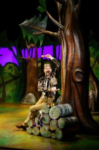 Gruffalo2015Snake Ellie Bell, Owen Guerin (the Gruffalo) Timothy Richey (the Snake)