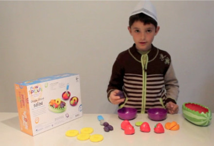 Pretend Play ideas with Little Chef & his New Sprouts Fresh Fruit Salad diego