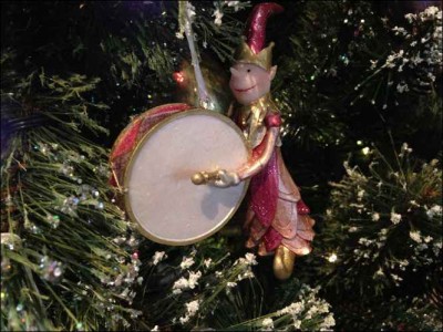 Baubles & Christmas Tree Decorations table elf music