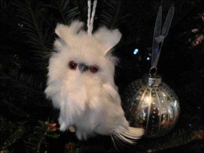 Baubles & Christmas Tree Decorations table white owl