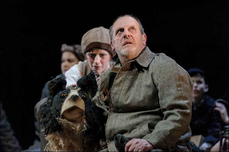 13. David Troughton and Elisa de Grey in Goodnight Mister Tom 2015 Credit Dan Tsantilis