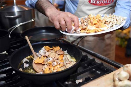 Exclusive interview with Celebrity Chef Gennaro Contaldo including his top pasta tips TD2_5010