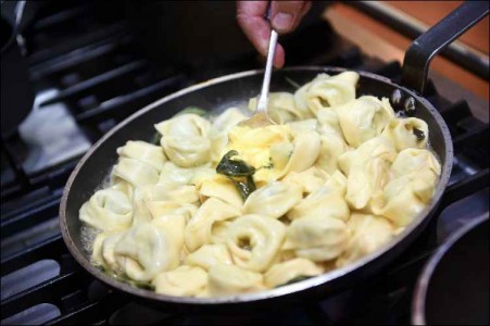 Exclusive interview with Celebrity Chef Gennaro Contaldo including his top pasta tips filled pasta with butter and sage_04