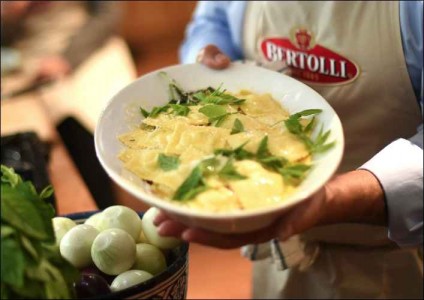 Exclusive interview with Celebrity Chef Gennaro Contaldo including his top pasta tips ricotta and lemon ravioli_02