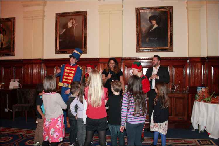 Royal Horseguards Hotel Hamleys kids