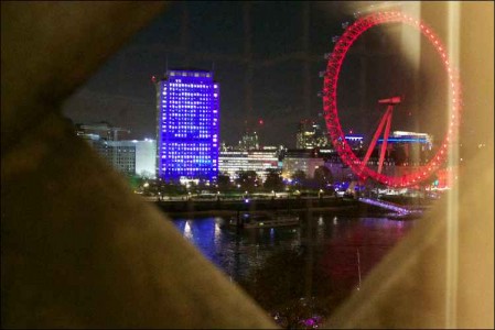 Royal Horseguards Hotel Hamleys room with a view