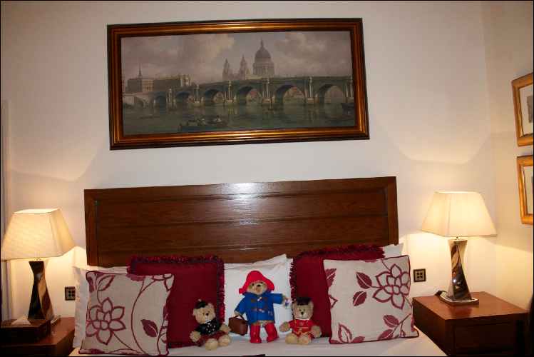 Royal Horseguards Hotel Hamleys room with paddington
