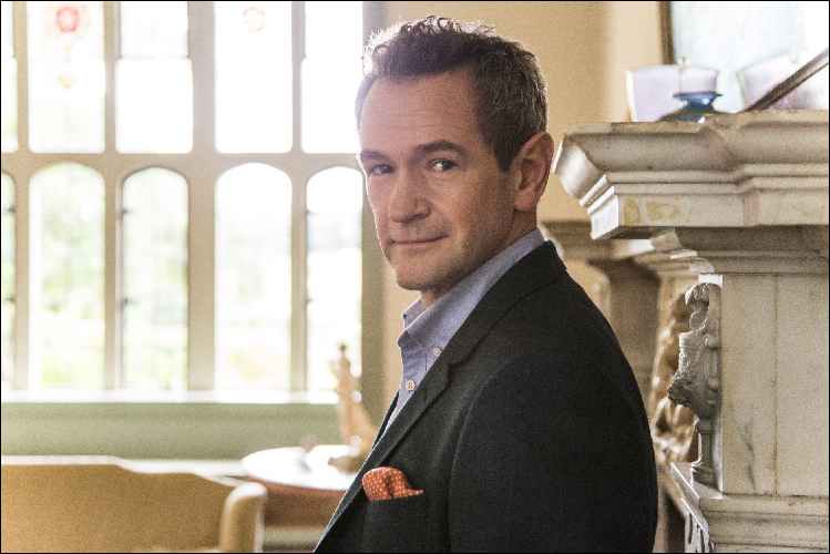 Alexander_Armstrong_Photo_by_Paul_Marc_Mitchell 2