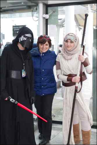 monica & star wars figures comic con