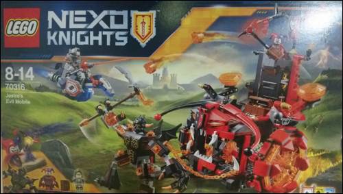 Kids Club Amelie & Frankie review Lego Nexo Knights sets at Legoland 2