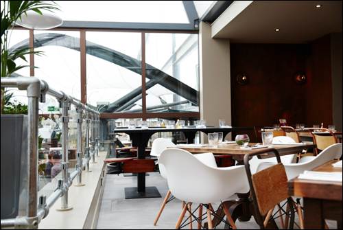 Atrium Kitchen Reader offer Venue-012HannahElizabeth