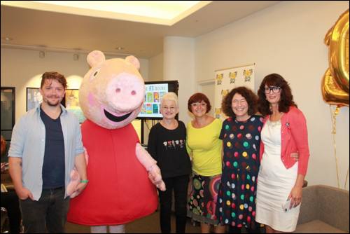 world-book-day-2017-group-photo-liz-pichone-jacqueline-wilson
