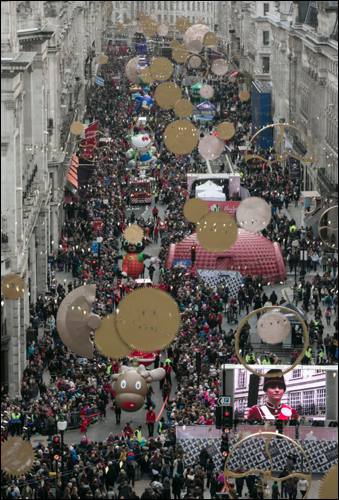 hamleys-toy-parade-sunday-20th-november-2016-hamleys002