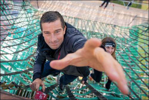 pg6-7-8-bear-grylls-credit-the-bear-grylls-survival-race-family-festival-eai_bgsr_081016_bg_0018