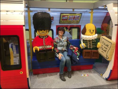 lego-store-underground-monica-photo