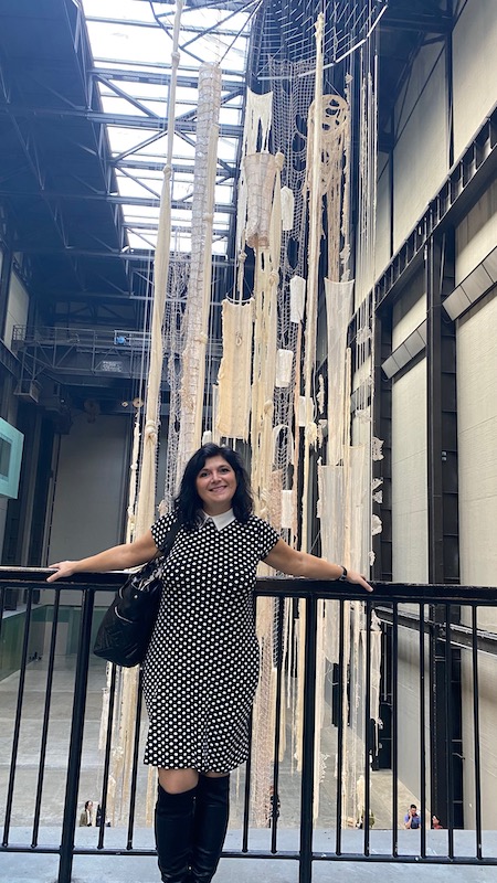 TATE Modern Cecilia Vicun?a monica costa posing for mums magazine