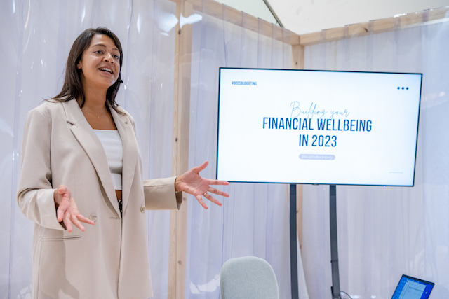 Ellie Austin-Williams wearing cream jacket poses for mums magazine and offers Tips to manage finances&nbsp; to Fintokkers