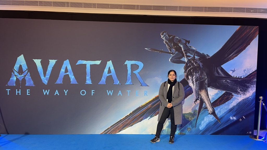 London Mums reporter Ranjeet Panesar at Avatar premiere posing for mums magazine 