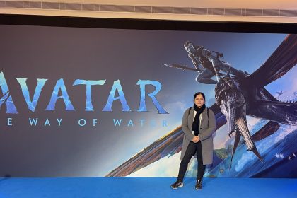 London Mums reporter Ranjeet Panesar at Avatar premiere posing for mums magazine