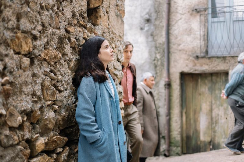 Claudia Gusmano on the set of Primadonna - the girl from tomorrow