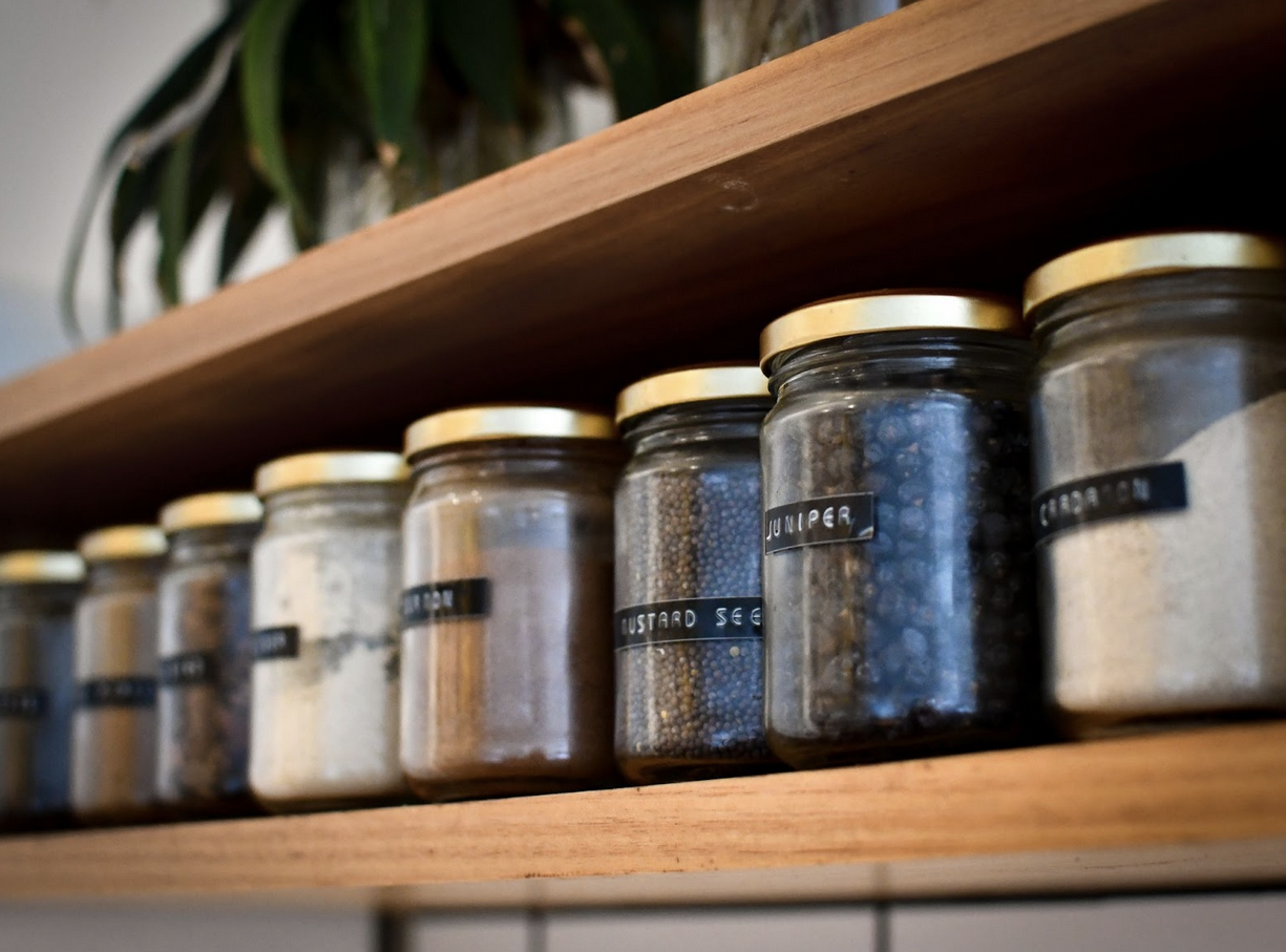 cleaning hacks for the kitchen labeling tupperware and vases