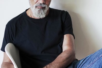 Bruce Sudano posing for mums' magazine