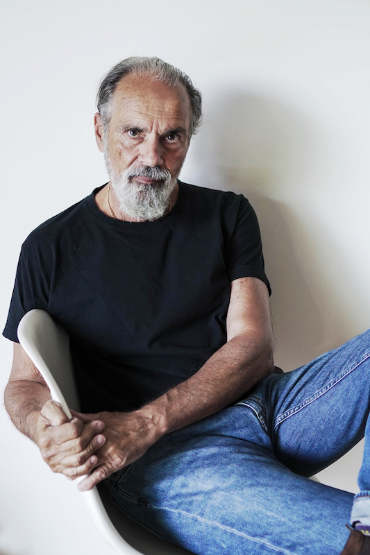Bruce Sudano posing for mums' magazine