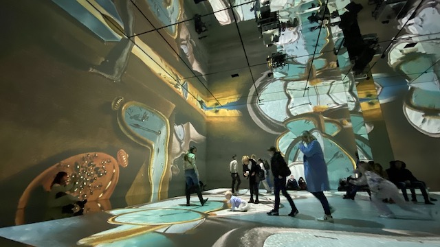 Frameless Attraction babies learning art