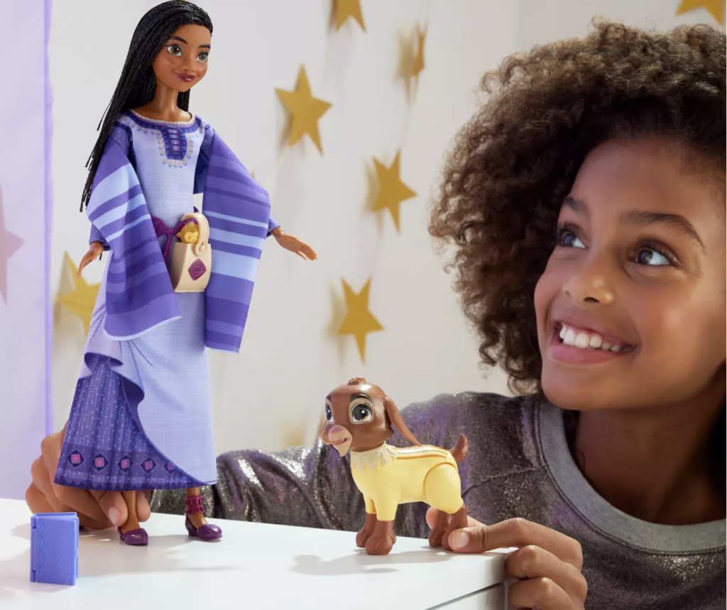 Mattel Asha of Rosas Fashion Doll Adventure Pack, Wish