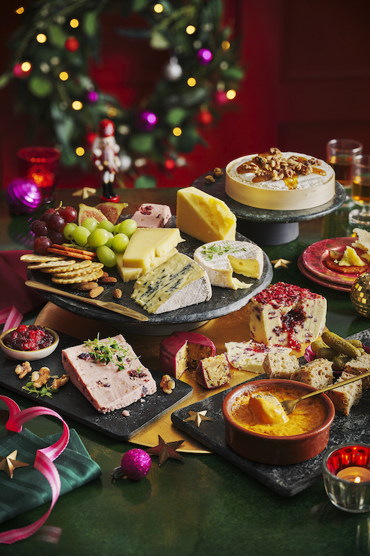 tesco-sticky-toffee-cheddar-truckle