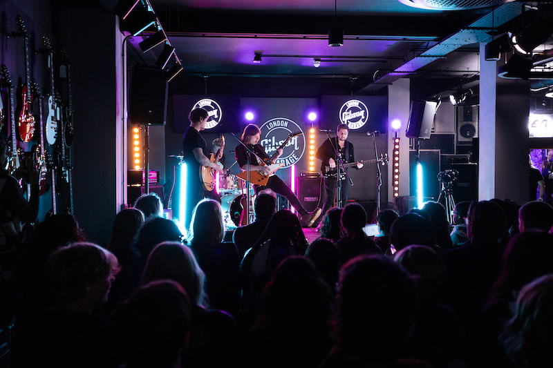 Toby at the Gibson Garage -&nbsp; Photos: Gibson/Robin Clewley photography