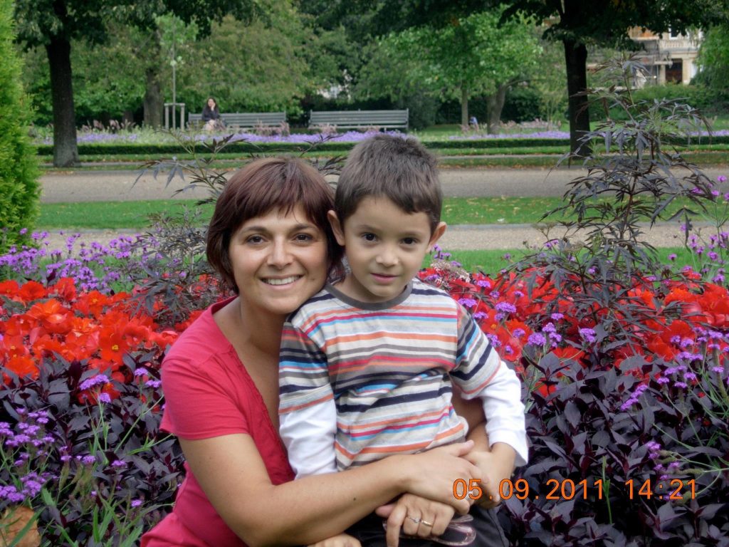 Monica and Diego in Regent's park september 2011