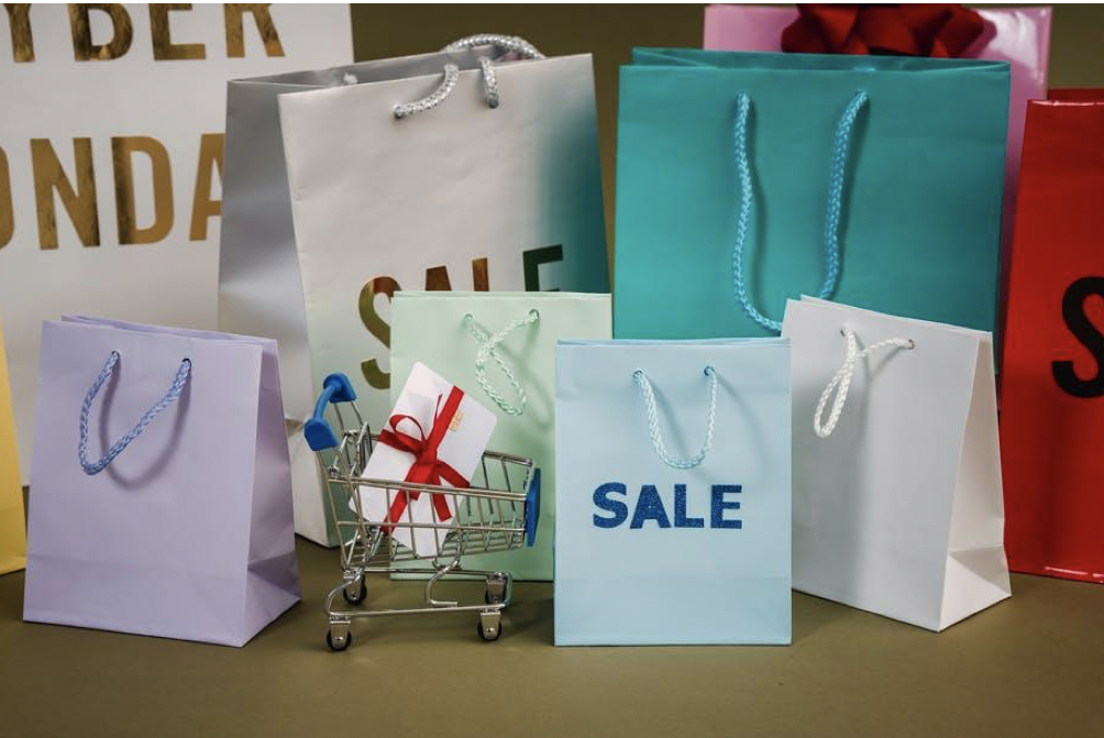 Look Stylish Without Overspending With These Budget-Friendly Fashion Tips