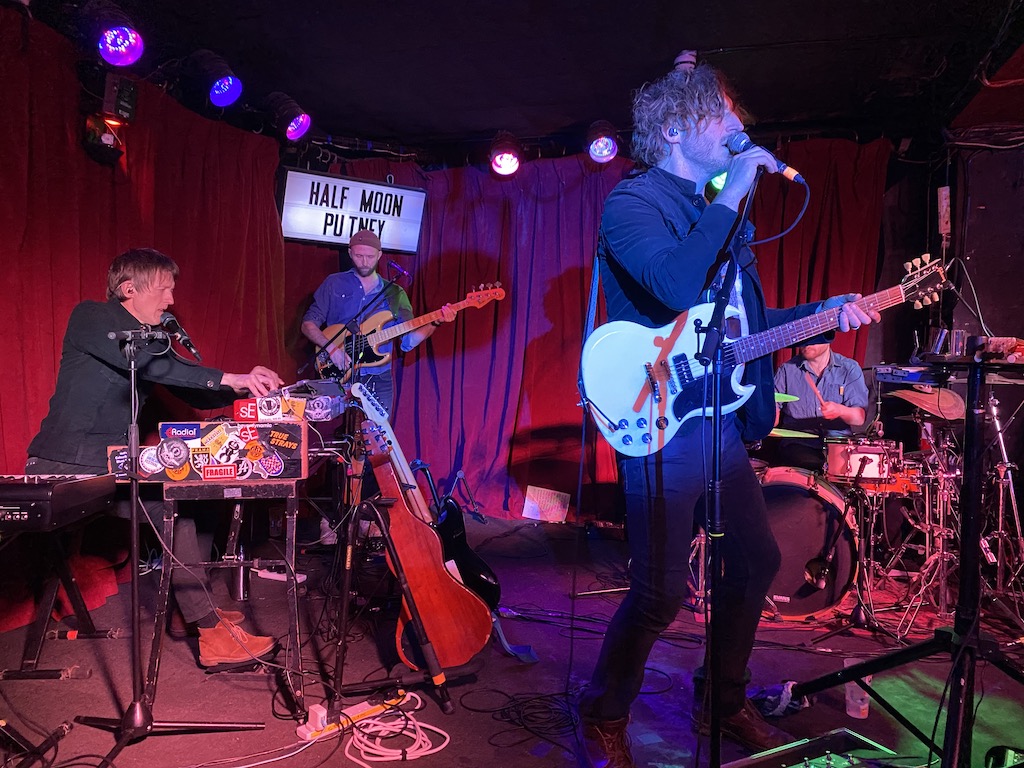 Wille and the Bandits - A masterclass in musical versatility