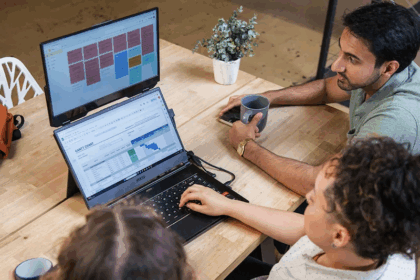 The Duex Float Portable Monitor