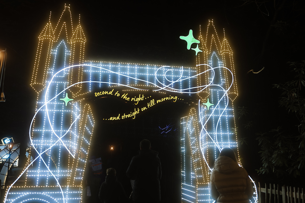 tower bridge at neverland kenwood