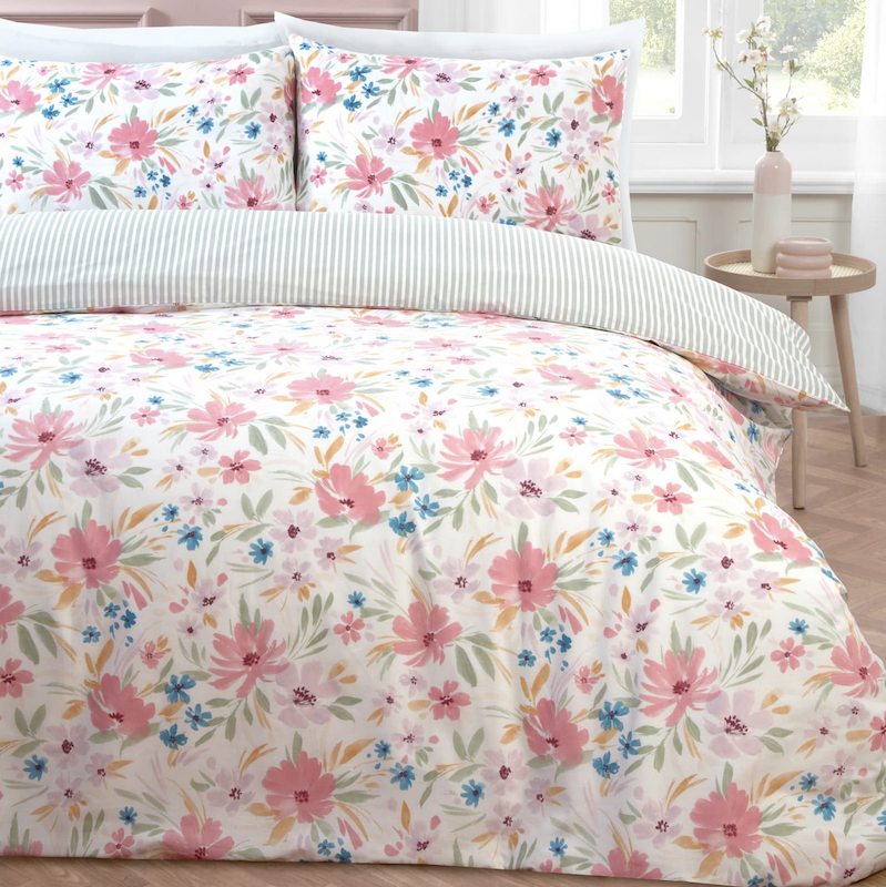 B&M Garden Life Wildflower Printed Duvet Set