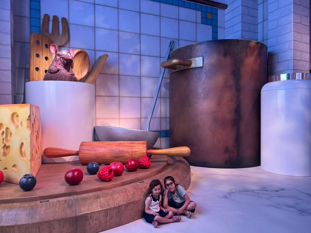 MUNDO PIXAR experience review