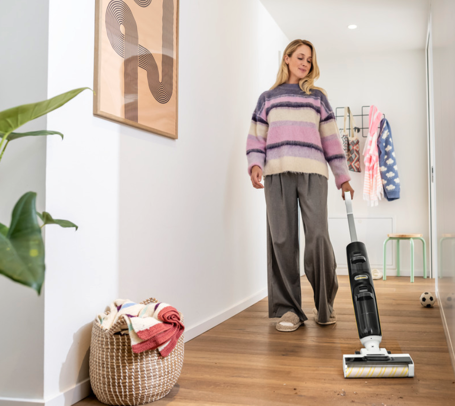 https://www.kaercher.com/uk/home-garden/vacuum-mop/fcv-4-cordless-vacuum-mop-10561320.html