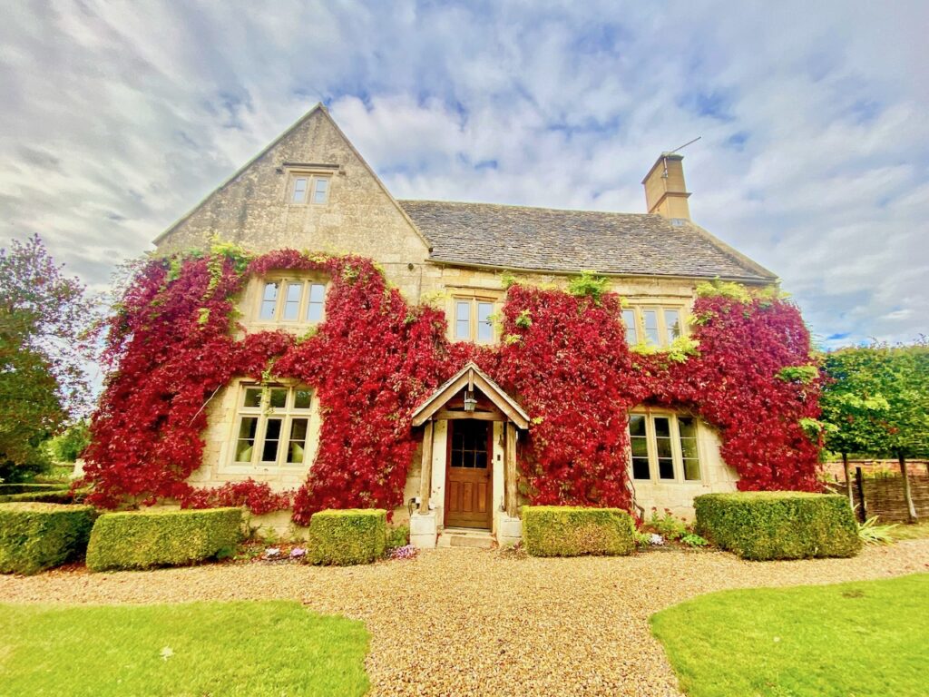 Norton Grounds The Cotswolds red autumnal leaves London Mums magazine